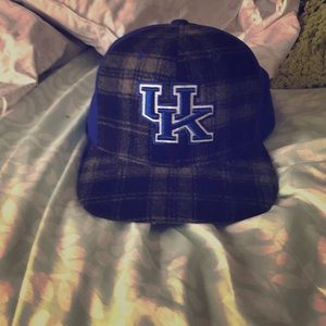 A university of Kentucky flat hat